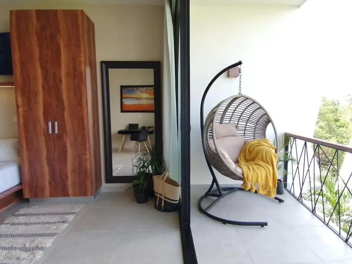 Tulum Home Office Studio King Bed With Fast Wifi Gym Yoga Laundry Pools And Lift Holiday home